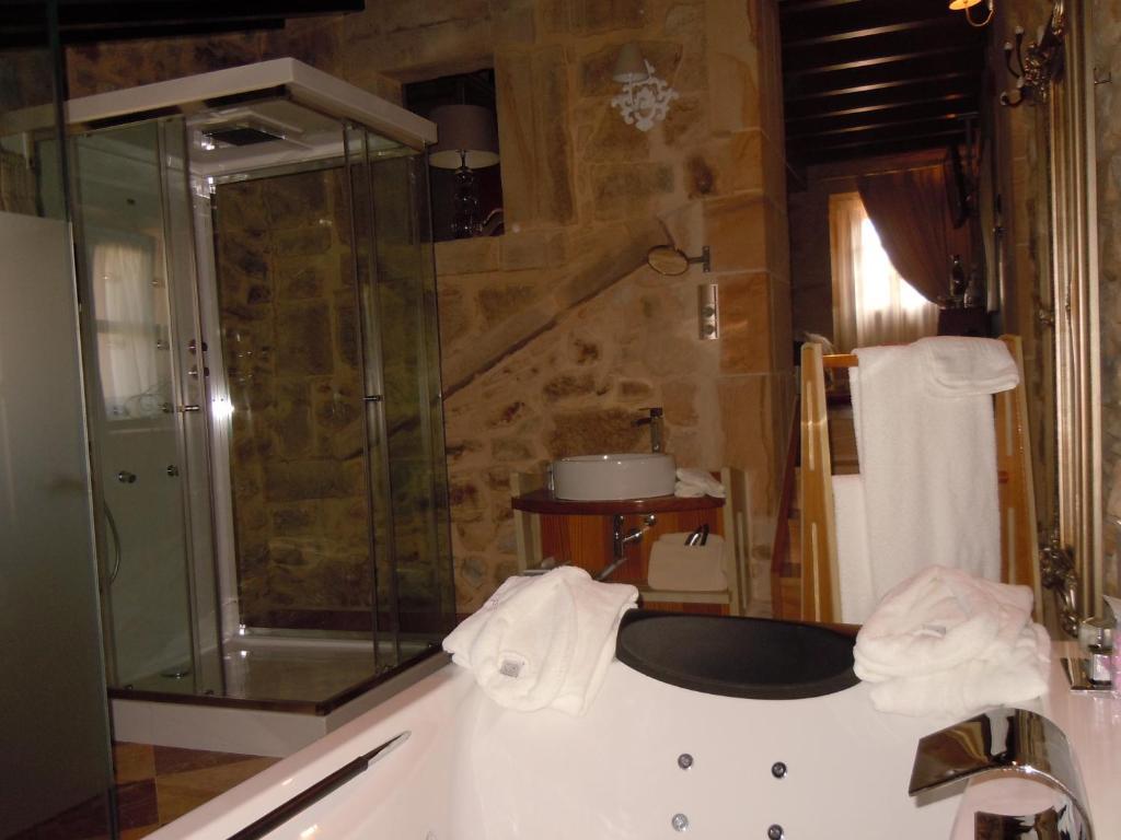Posada La Torre De Los Isla & Spa Beranga Phòng bức ảnh